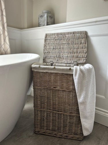 Lidded laundry basket wicker - laundry,