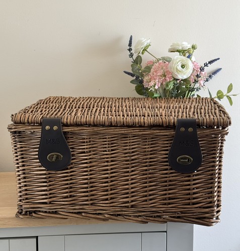 Large wicker basket hamper - large,