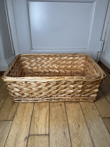 Excellent condition large - excellent,