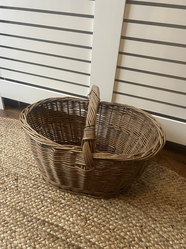 Vintage wicker basket - wicker,