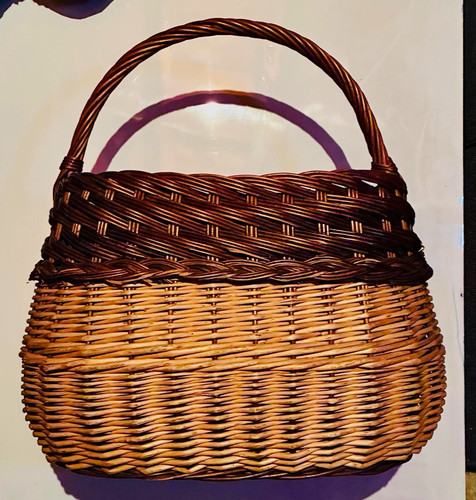 Large vintage wicker shopping - large,
