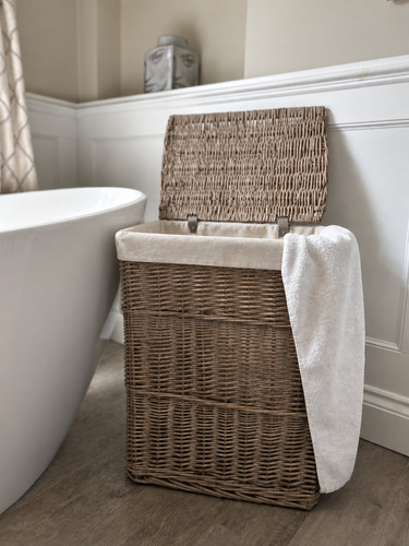 Lidded laundry basket wicker - laundry,