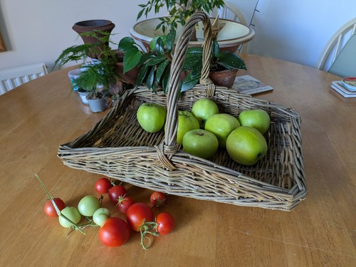 Large vintage rustic wicker - vintage,