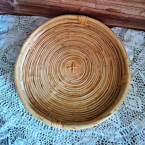 Hand woven round rattan - hand,